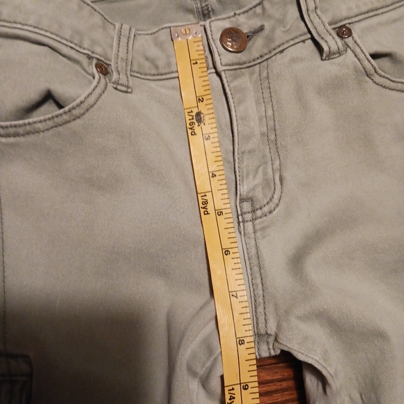 Cabi Cargo Pants - Picture 6 of 11